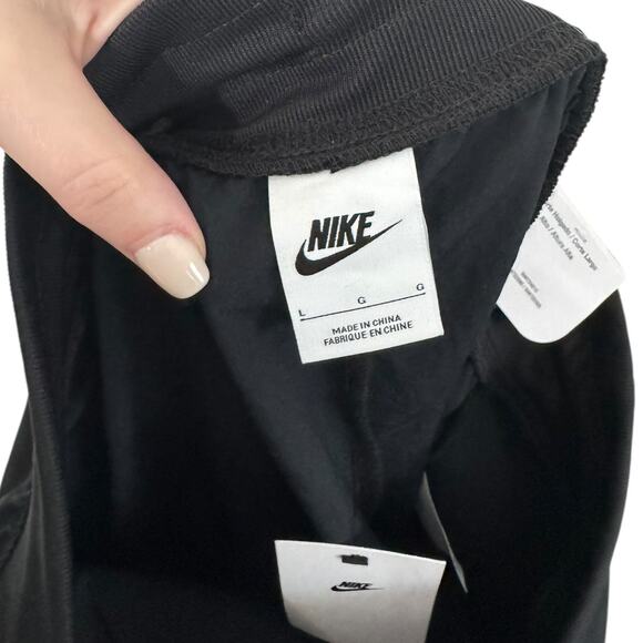 NWT Nike Women's Sportswear Essential Woven High-Waisted Curve Pants Black Large - Picture 6 of 9